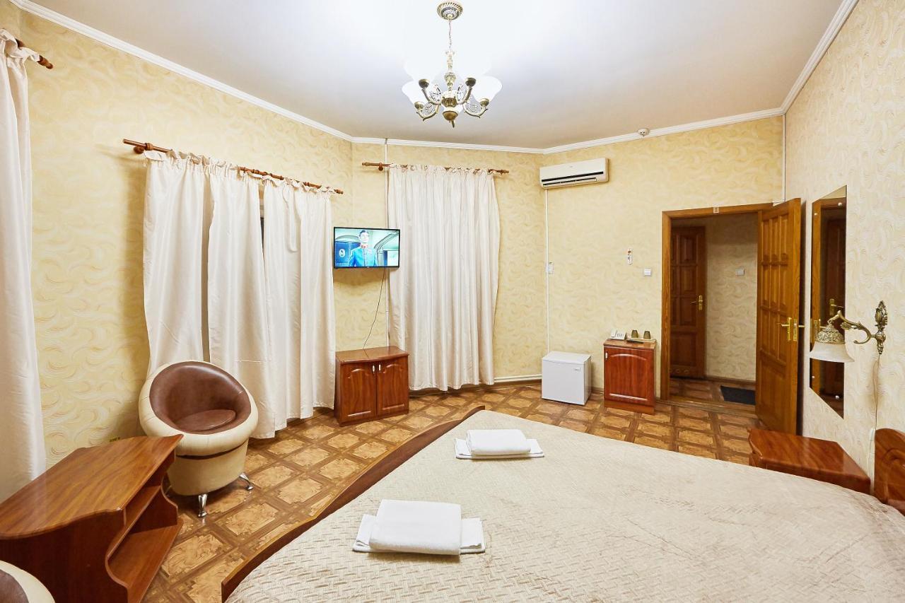 Hotel Barbaris Kiev Exterior foto